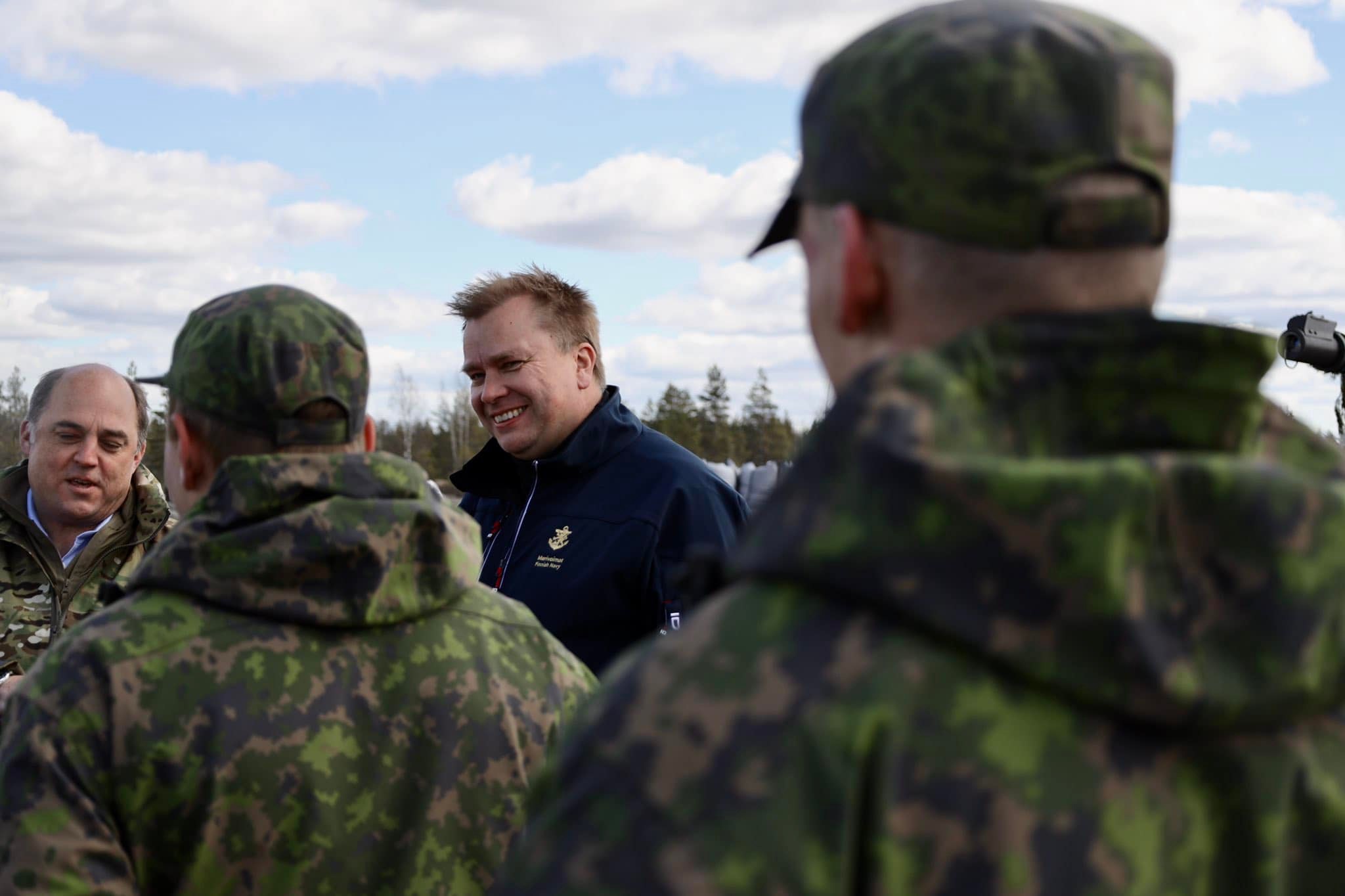 Φινλανδία ΝΑΤΟ: Ο υπουργός Άμυνας παίρνει άδεια πατρότητας εν μέσω κρίσιμων συζητήσεων