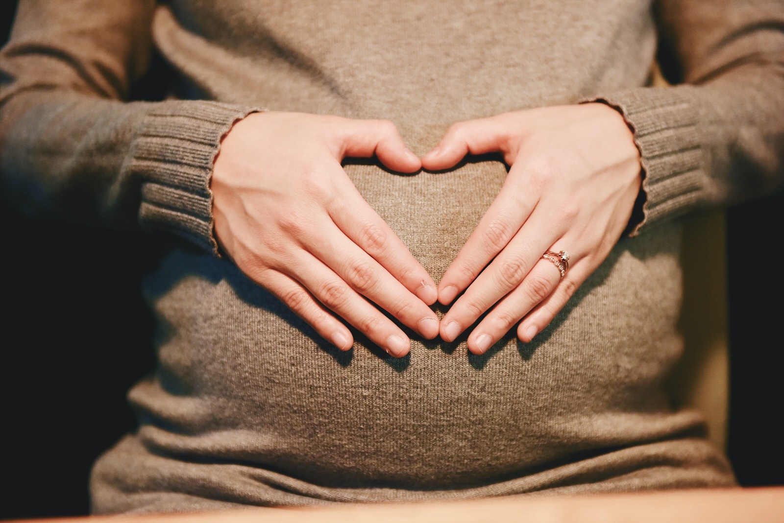 Άδεια μητρότητας ΟΑΕΔ – 9 μήνες: Νέες διευκρινήσεις για τη ρύθμιση