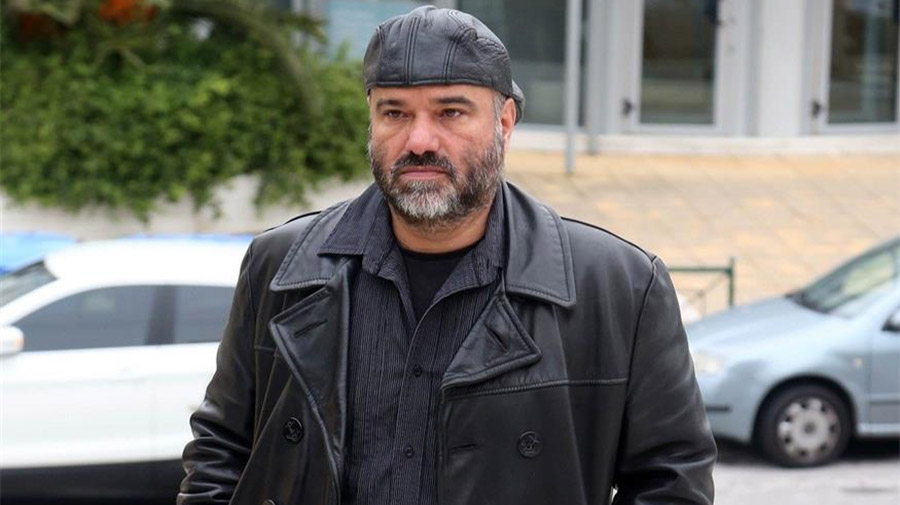 Κώστας Κωστόπουλος – βιασμός: Ελεύθερος υπό όρους ο πρώην σκηνοθέτης του «Σασμού»