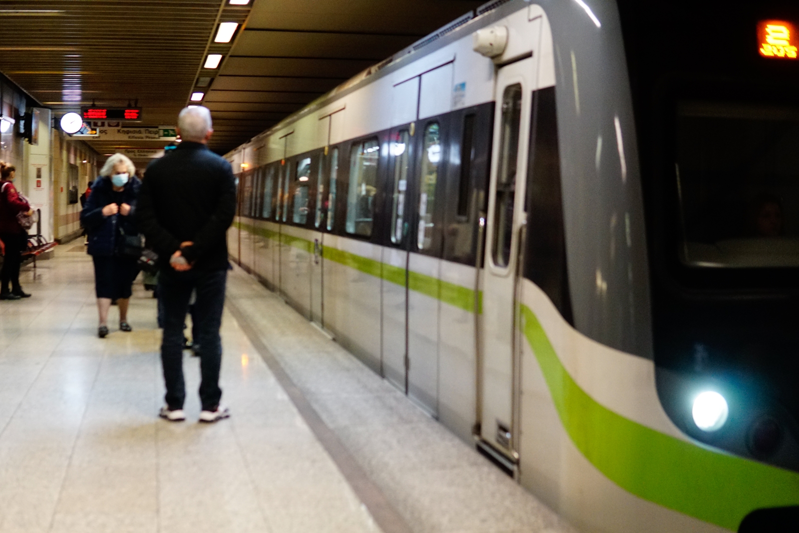 Ίντερνετ στο μετρό: Πότε θα είναι διαθέσιμο για τους επιβάτες