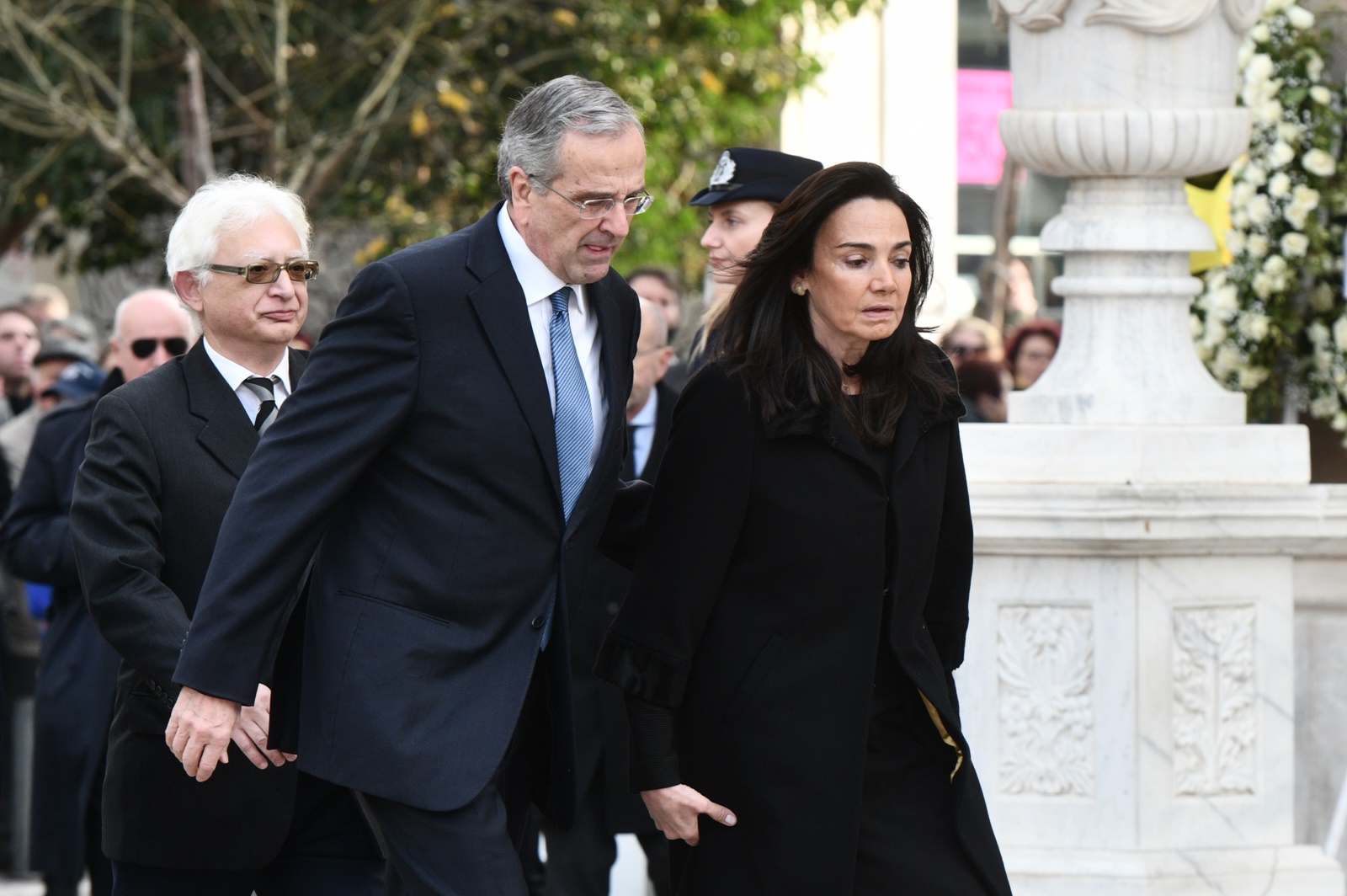 Κηδεία Κωνσταντίνου Σαμαράς: Παρών ο πρώην πρωθυπουργός