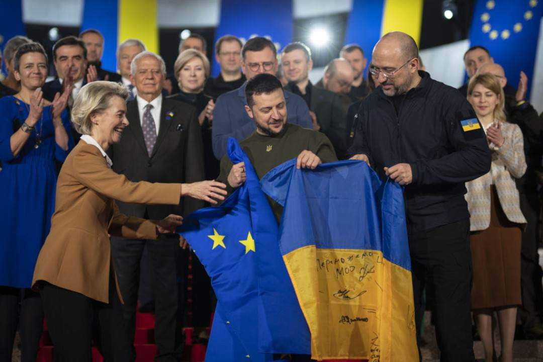 Σύνοδος Κορυφής – Κίεβο: Η ΕΕ «υπόσχεται» περισσότερη στήριξη στην Ουκρανία