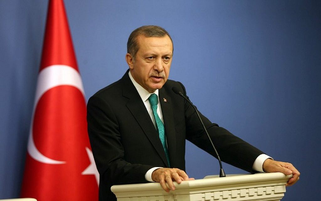 Ερντογάν στον υπουργό Εμπορίου: «Να αλλάξεις την υπογραφή σου»