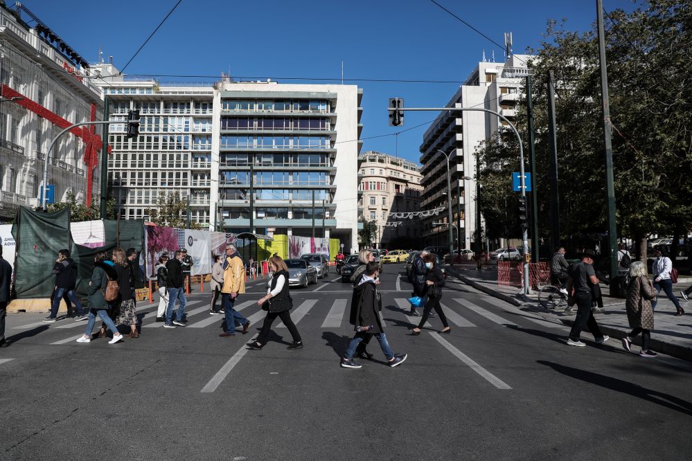 Επτά στους δέκα Έλληνες δηλώνουν εισόδημα κάτω από 10.000 ευρώ
