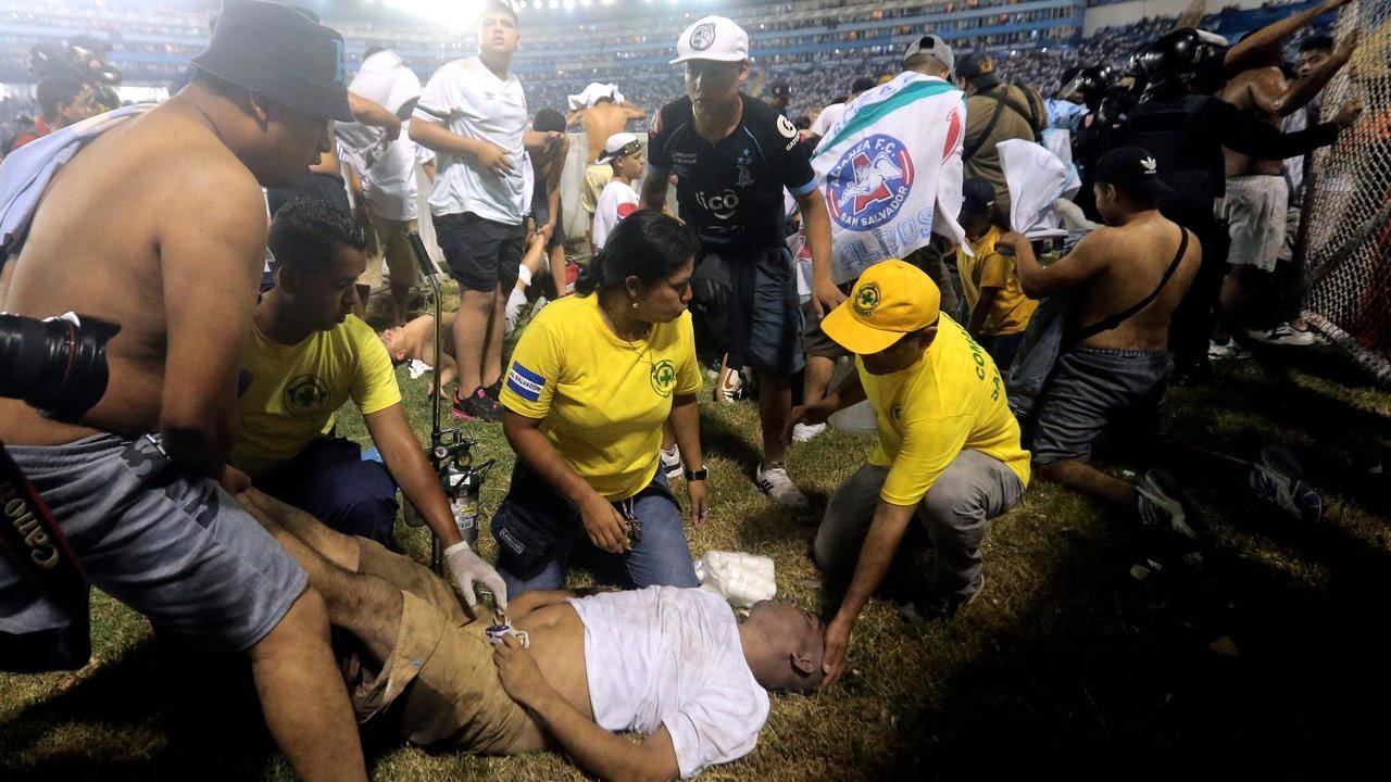 Ελ Σαλβαδόρ – ποδοπάτημα σε γήπεδο: Τουλάχιστον 12 άνθρωποι έχασαν την ζωή τους