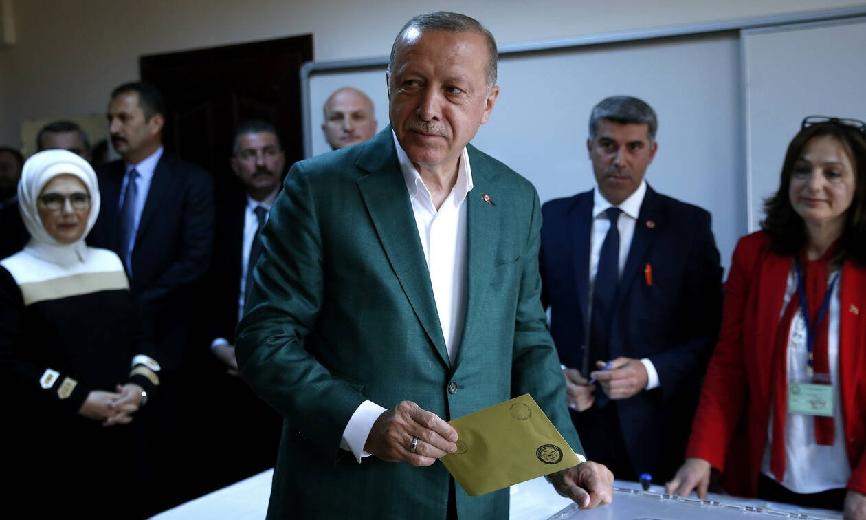 Εκλογές στην Τουρκία: Αναφορές για μεροληψία στην εκλογική διαδικασία