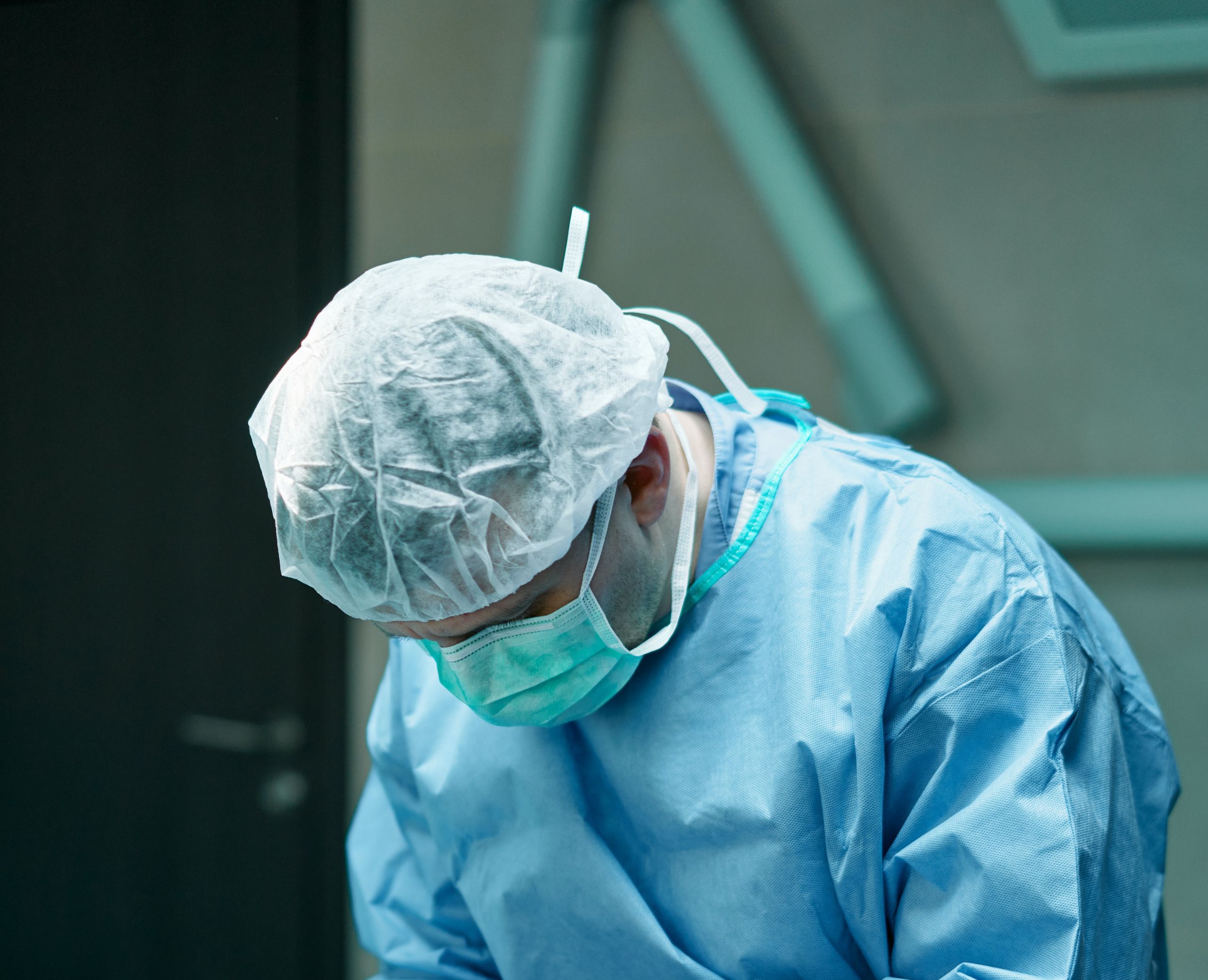 Καρδιοχειρουργός “Μεσσίας”: «Δεν υπάρχει τίποτα επίσημο -Με εκδικούνται, τους χαλάω την πιάτσα»