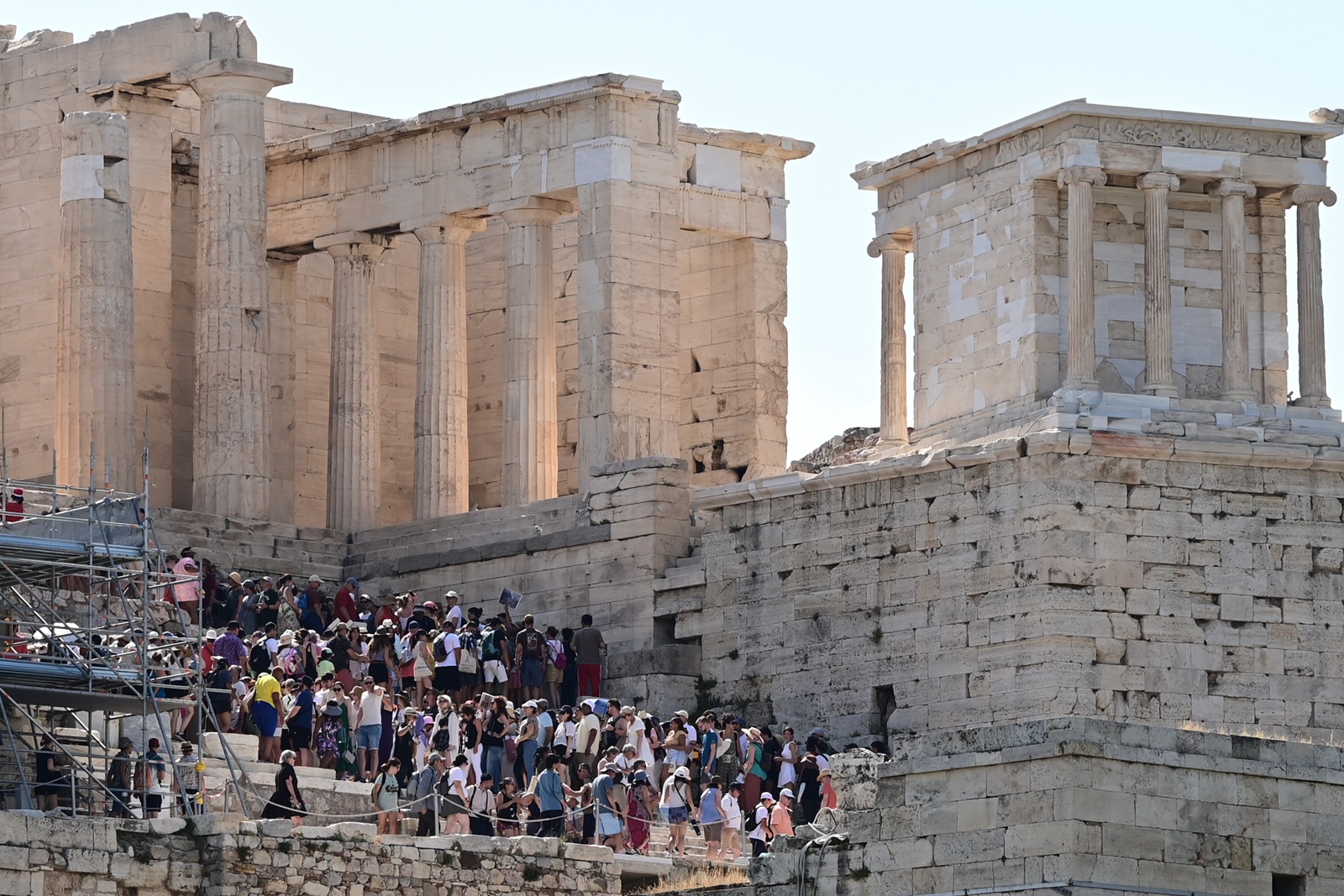 Ακρόπολη ζώνες επισκεψιμότητας: Πότε θα ξεκινήσει η εφαρμογή του συστήματος