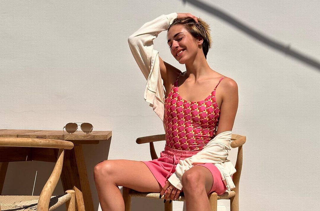 Κάτια Ταραμπάνκο Instagram: Το μοντέλο φωτογραφίζεται με το μπικίνι της στη Σαντορίνη