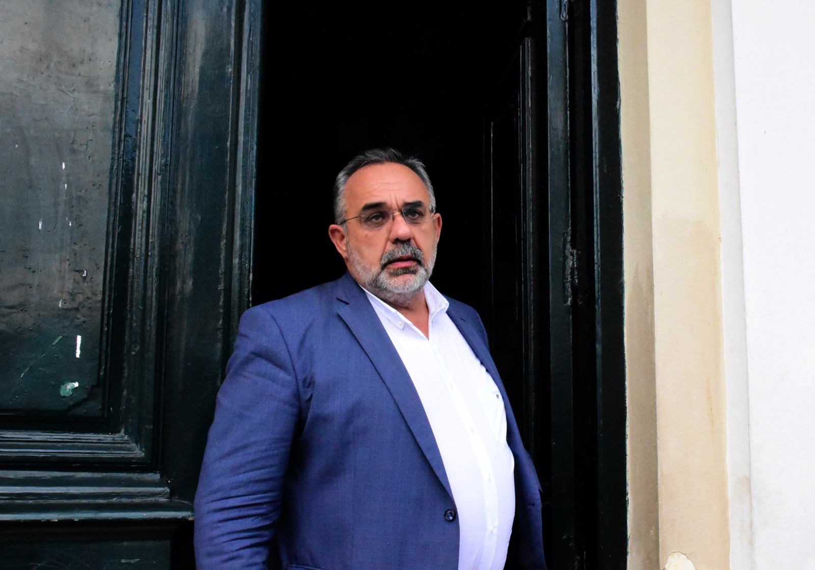 Κωστούρος Ναύπλιο: Ανέβηκαν οι τόνοι στα δικαστήρια για τα.. περιττώματα