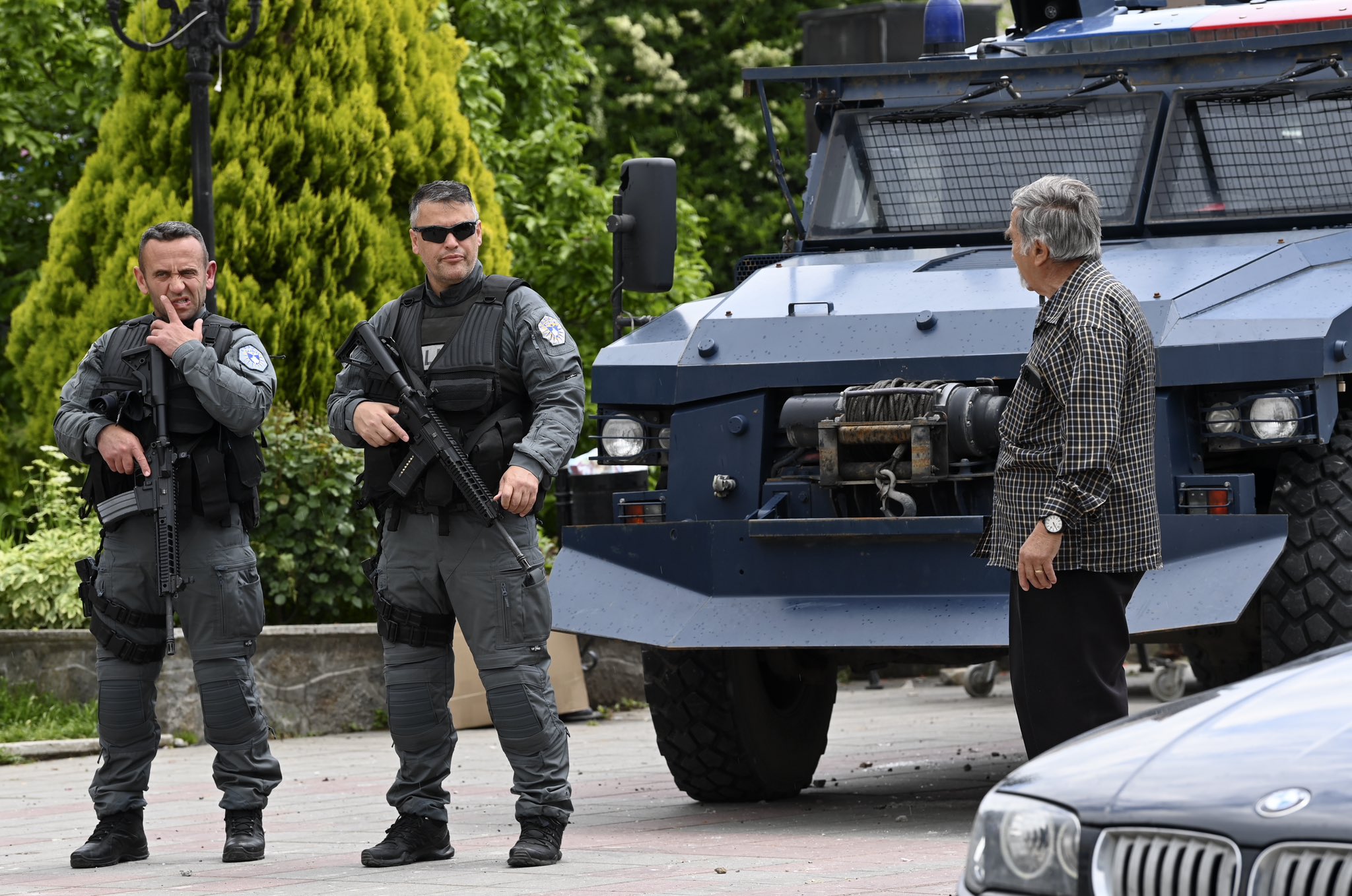 Κόσοβο ένταση: Νεκρός αστυνομικός, για τρομοκρατική ενέργεια μιλά ο Κούρτι