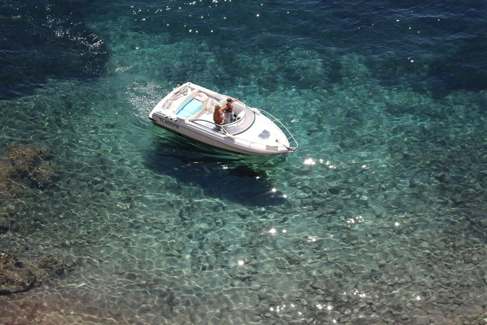 Το ανεξερεύνητο κυκλαδίτικο στολίδι που μάγεψε τη Daily Mail