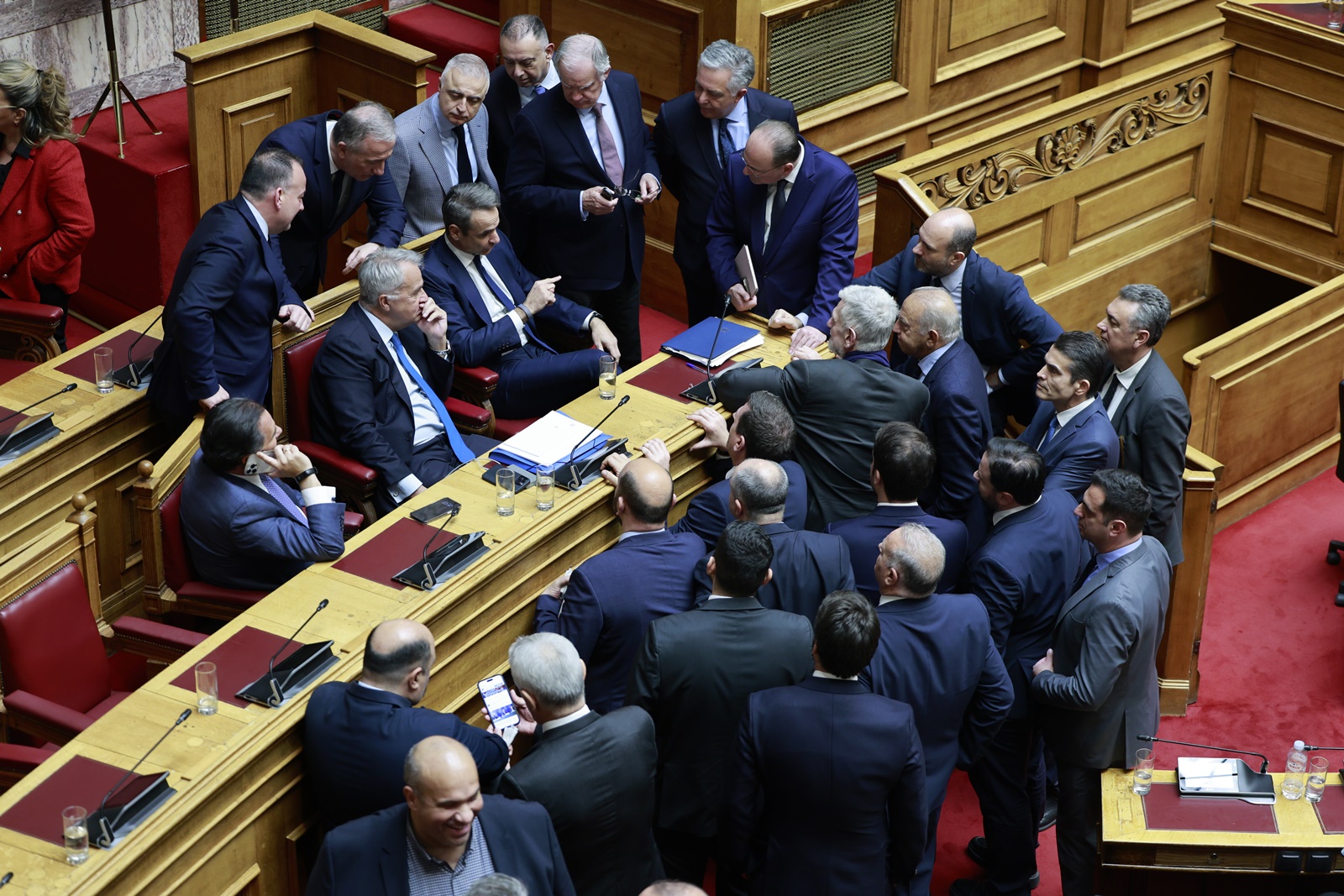 Πρόταση μομφής ψηφοφορία: 159 «όχι»