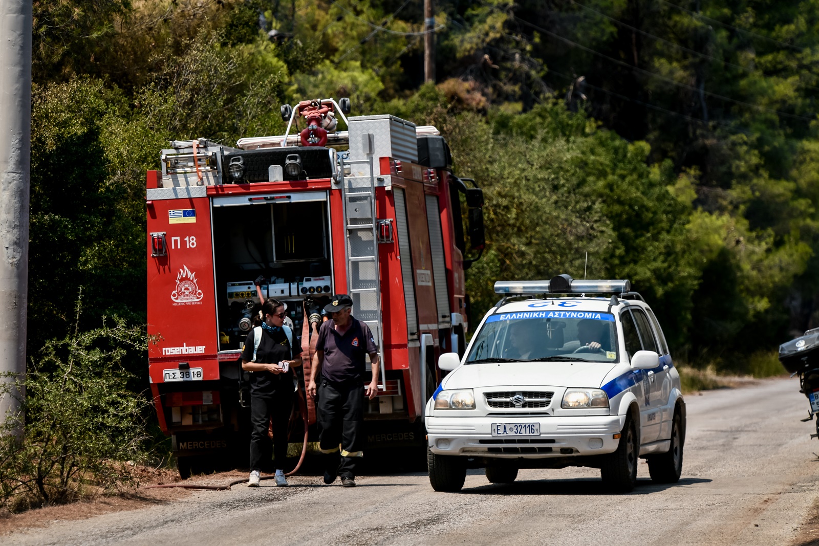 Πάρος φωτιά συλλήψεις: Χειροπέδες σε τρεις εργάτες