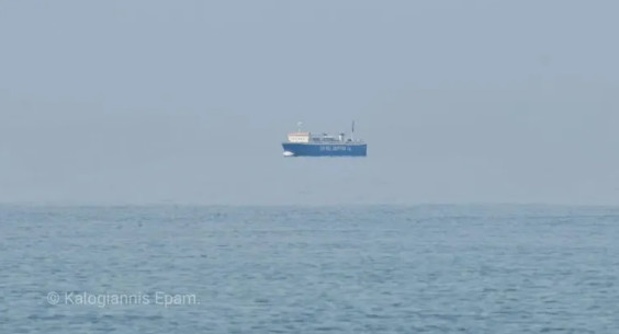 Φάτα Μοργκάνα Κύμη: Το ιπτάμενο πλοίο που έγινε viral