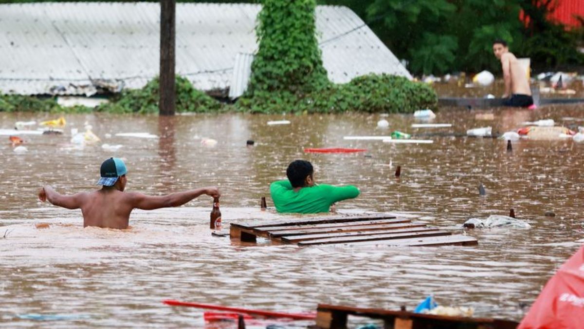 Βραζιλία πλημμύρες: Έφτασαν τους 29 οι νεκροί και άλλοι 60 αγνοούνται