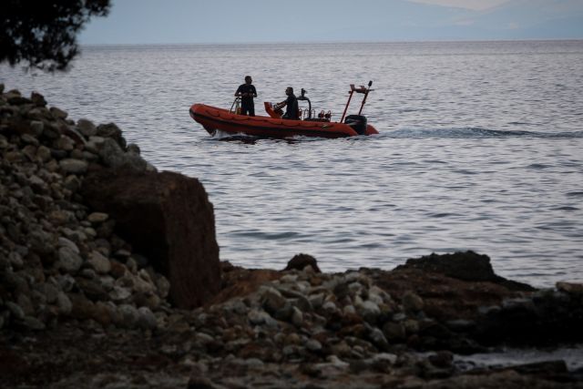 Ταχύπλοο με φορτίο 1,5 εκατ. ευρώ σε κάνναβη εγκαταλείφθηκε στη Γλυφάδα