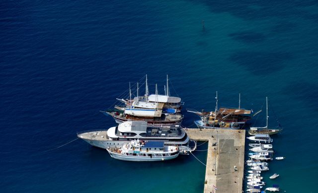 Έσπασε ο κάβος στην Αλόννησο: Απομακρύνεται ο Λιμενάρχης