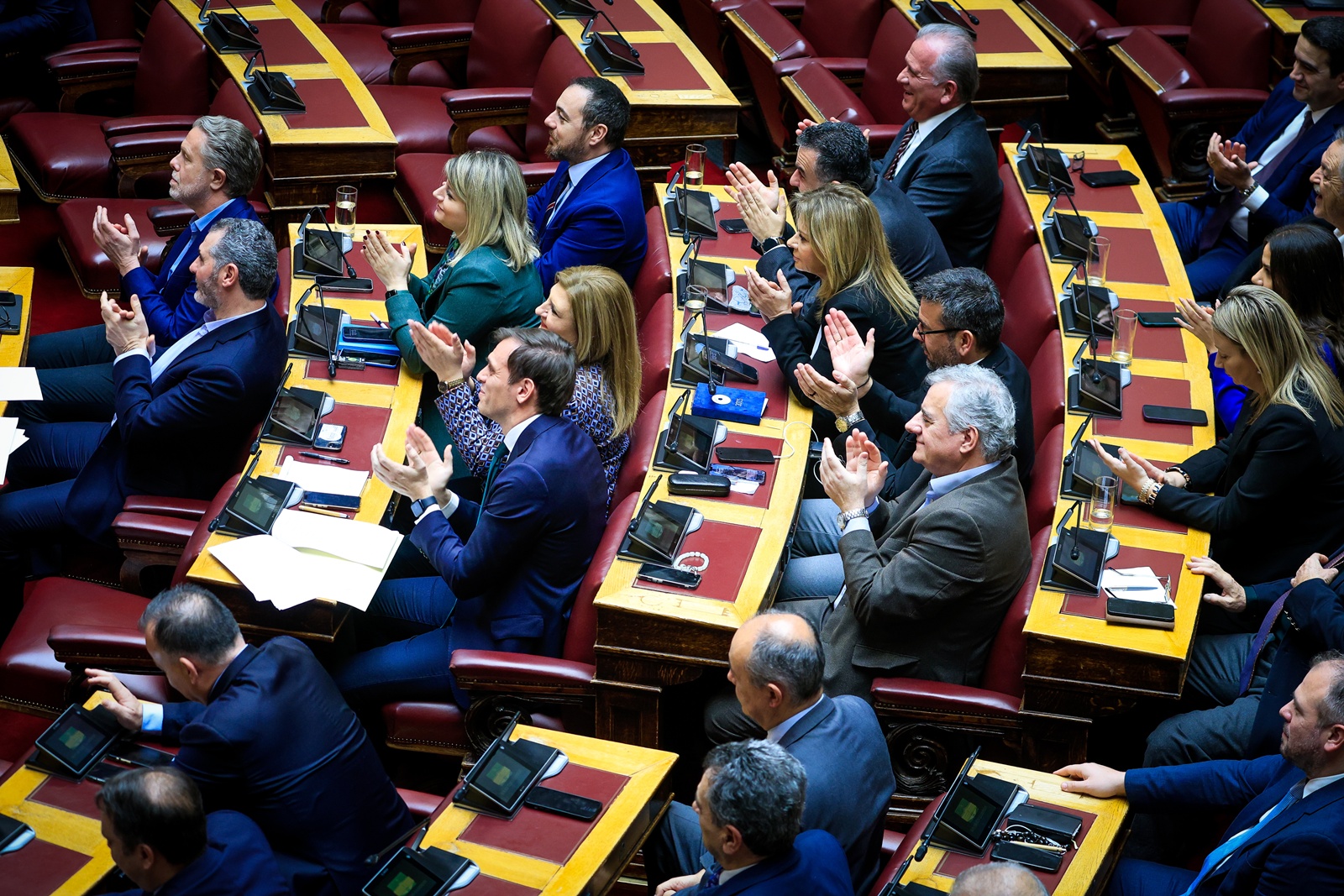 Λάμψα – ΠΑΣΟΚ: Αιχμές της Χαριλάου για την ακαδημαϊκό