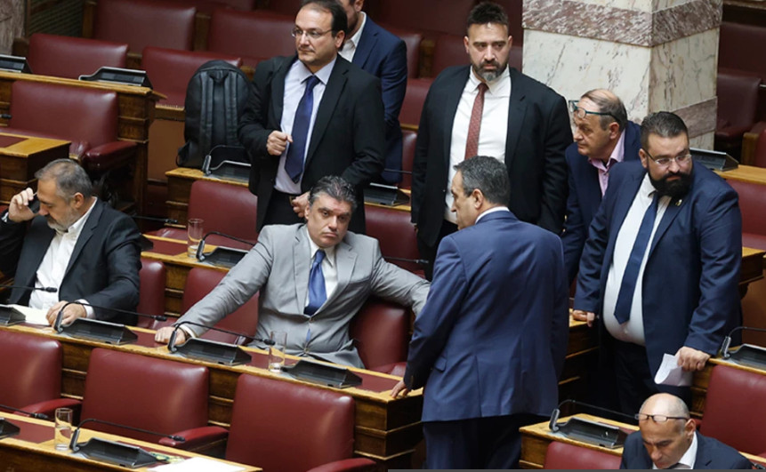 Εκ νέου στο εδώλιο όλοι οι βουλευτές των «Σπαρτιατών»
