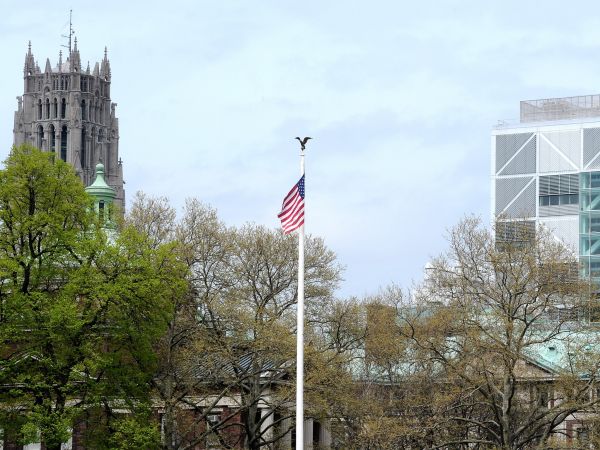 Columbia: Πειθαρχικές διώξεις σε φοιτητές για κατάληψη υπέρ της Παλαιστίνης στη βιβλιοθήκη Butler