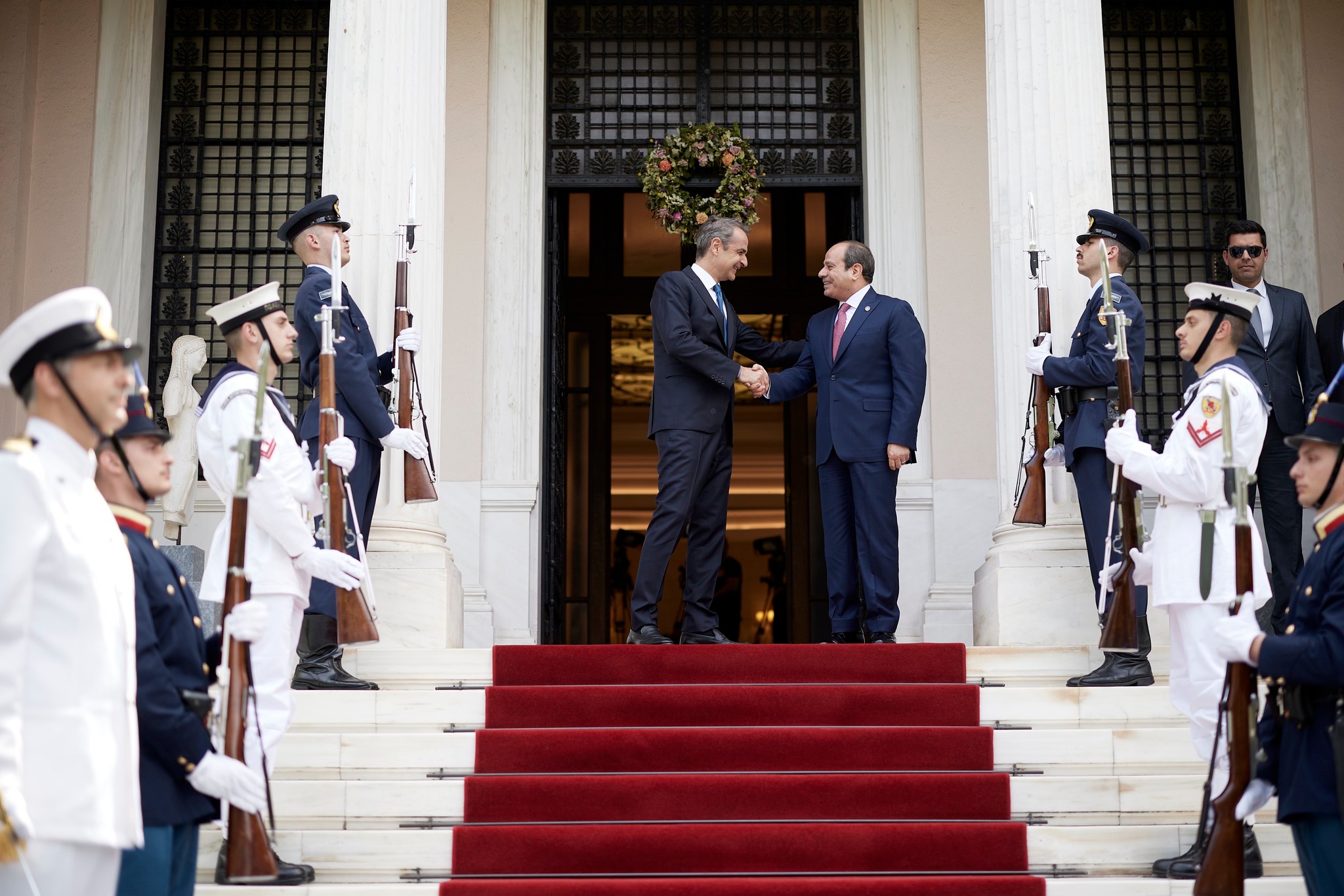 Τρεις κορυφαίες στρατηγικές συμφωνίες μέσα σε πέντε μήνες