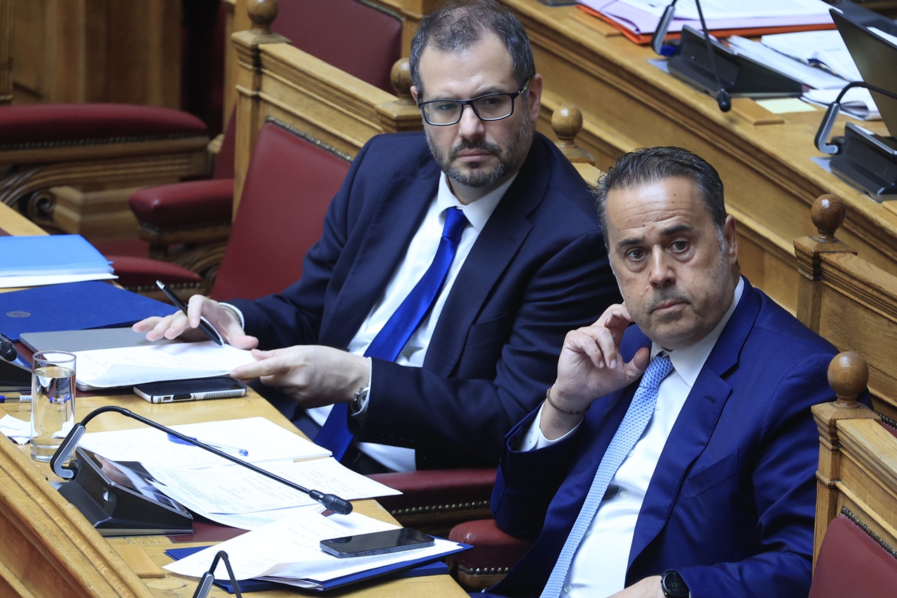 Παπασταύρου σε Κωνσταντοπούλου: Είστε ανακριβής, αναξιόπιστη και αδίστακτη – Η λάσπη δεν έπιασε, δικαιώθηκα στα δικαστήρια